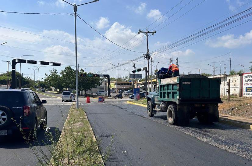 Alcaldía de Maracaibo recuperó la calle 15K entre las urbanizaciones La Pícola y San Jacinto