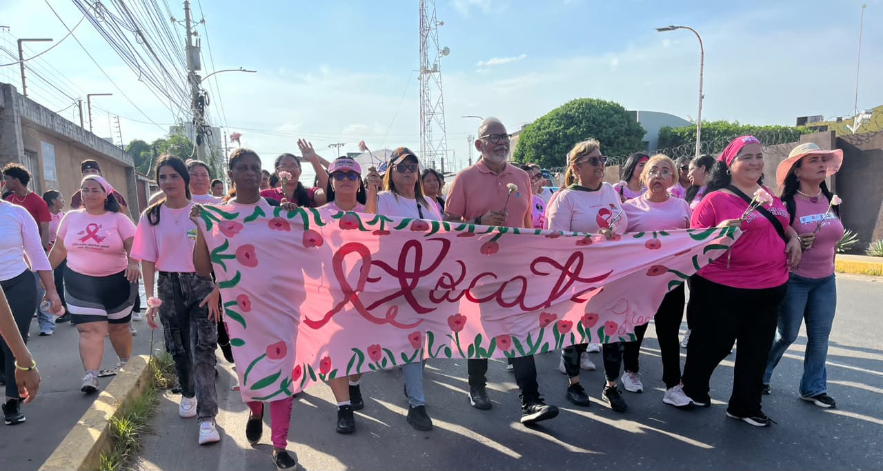 Alcaldía de Maracaibo realizó Caminata y Bailoterapia Rosa en Los Modines