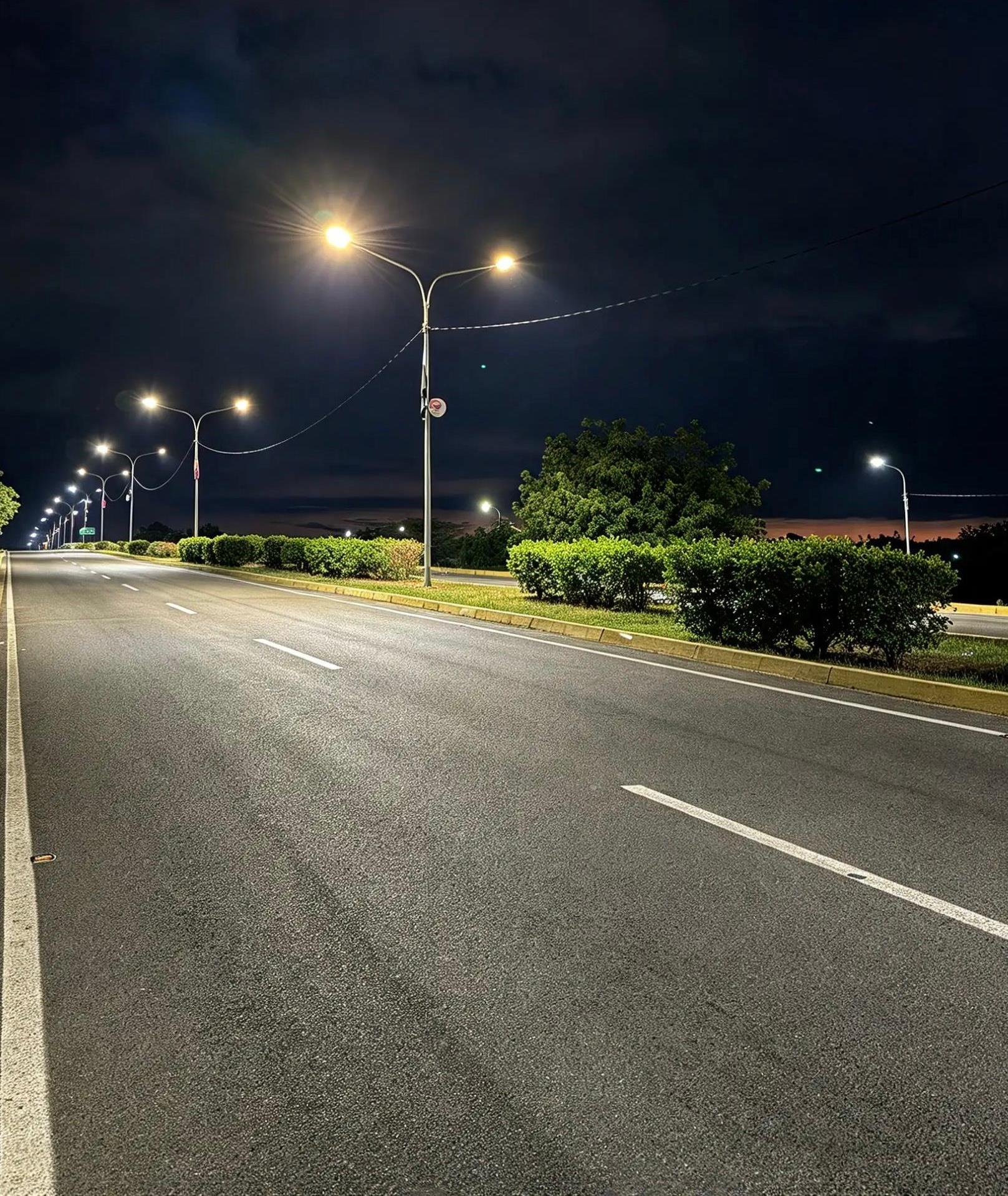 Rehabilitan 11 kilómetros del corredor vial Don Manuel Belloso que conduce al aeropuerto La Chinita